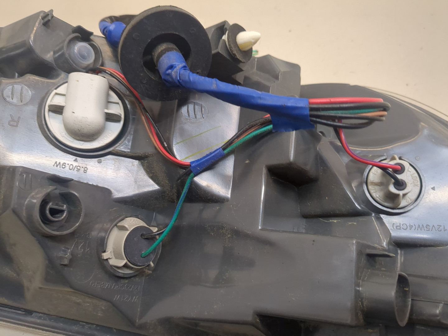 Фонарь задний правый