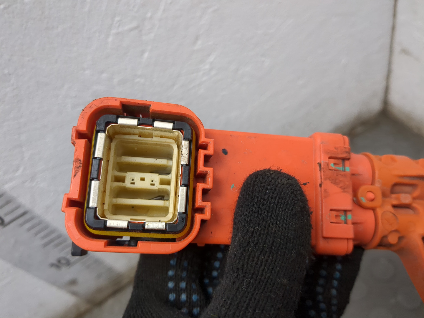 Провод высокого напряжения