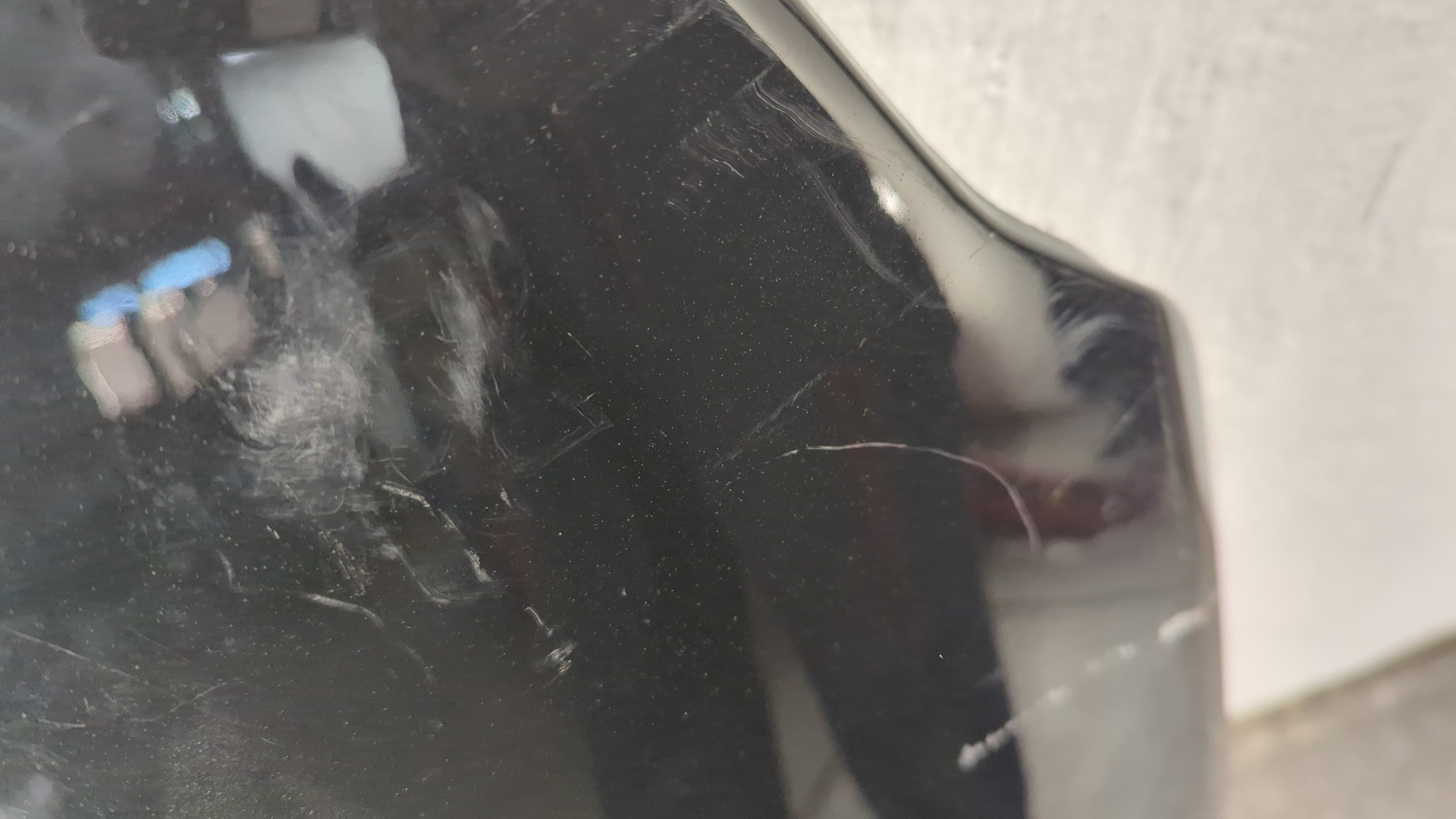 Крыло переднее левое