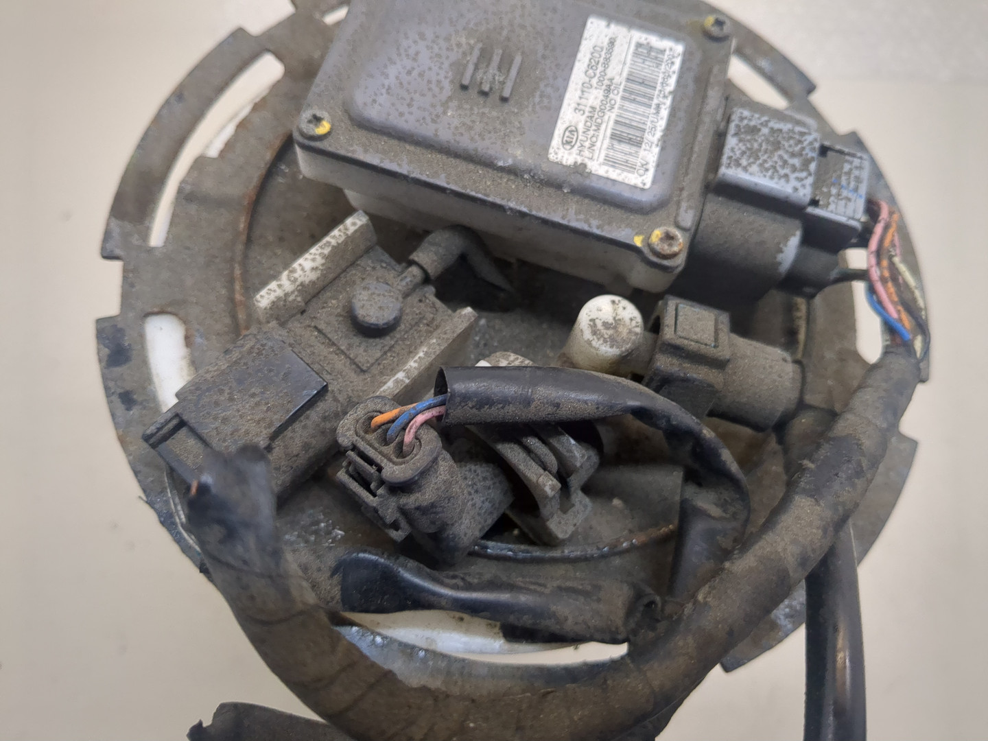 Насос топливный электрический