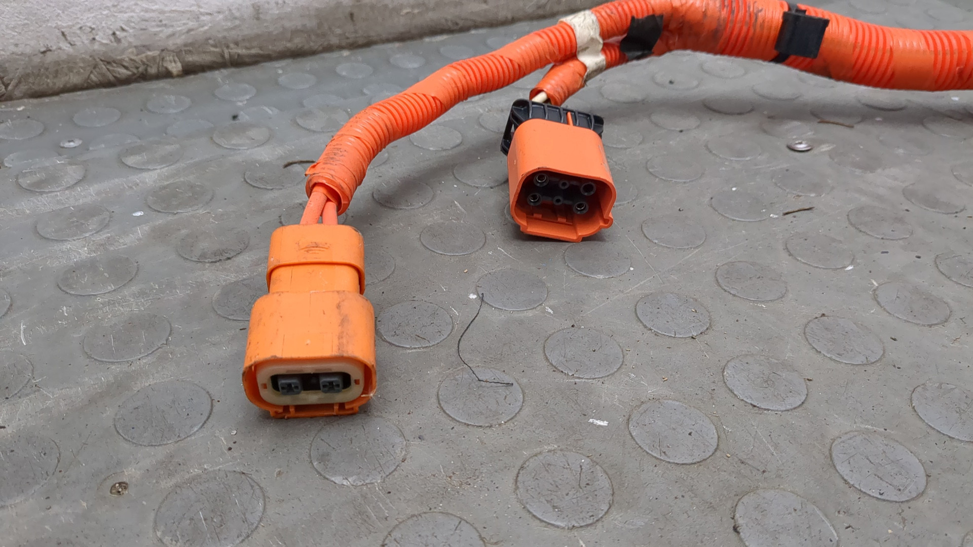 Провод высокого напряжения