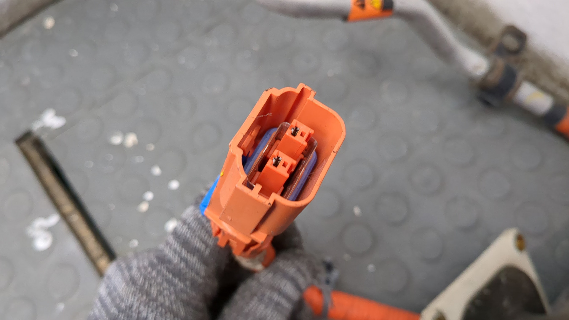 Провод высокого напряжения