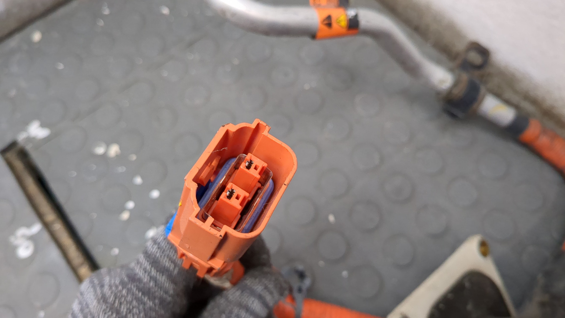 Провод высокого напряжения