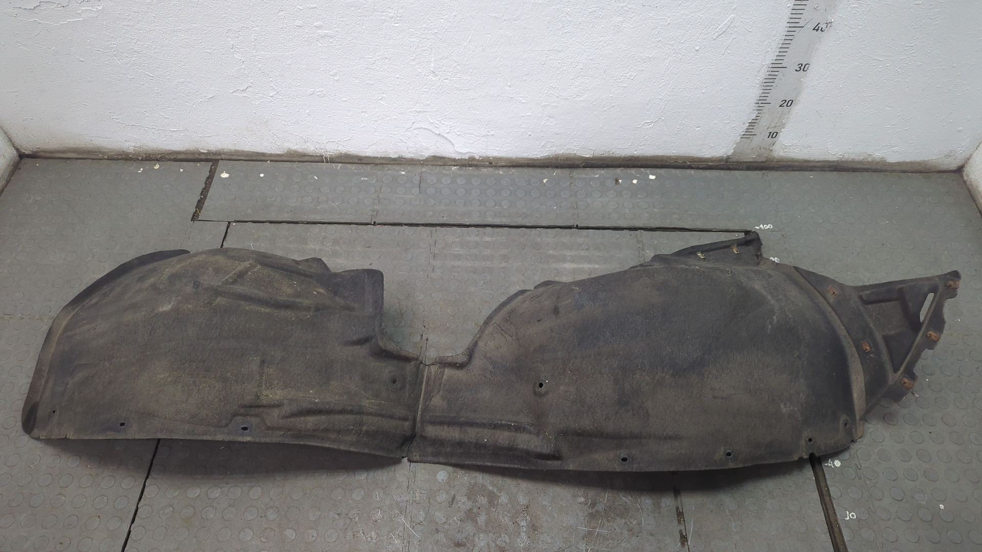 Локер передний правый