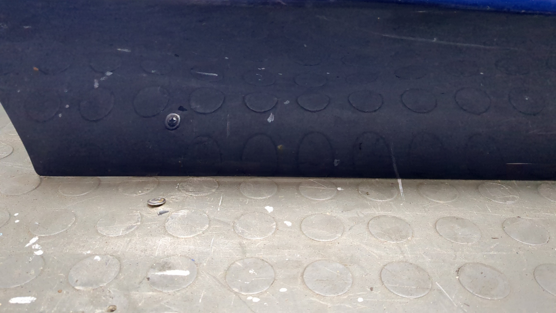 Дверь передняя правая