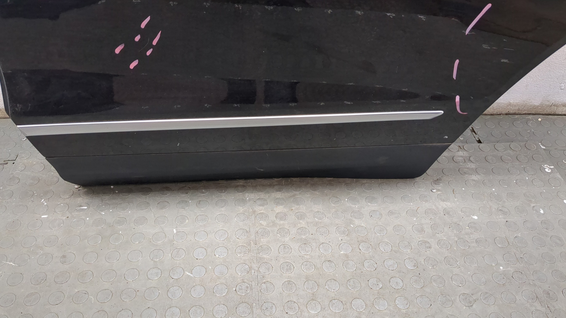 Дверь задняя левая