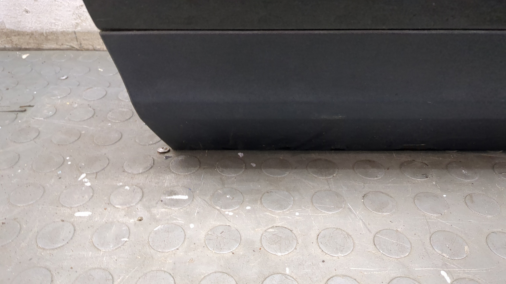 Дверь задняя левая