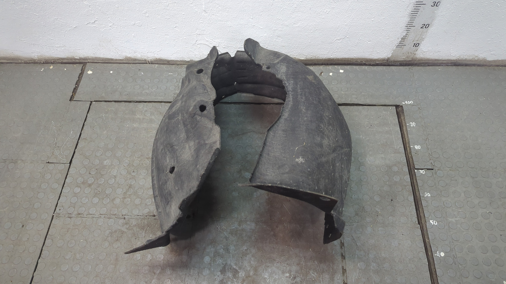 Локер передний левый