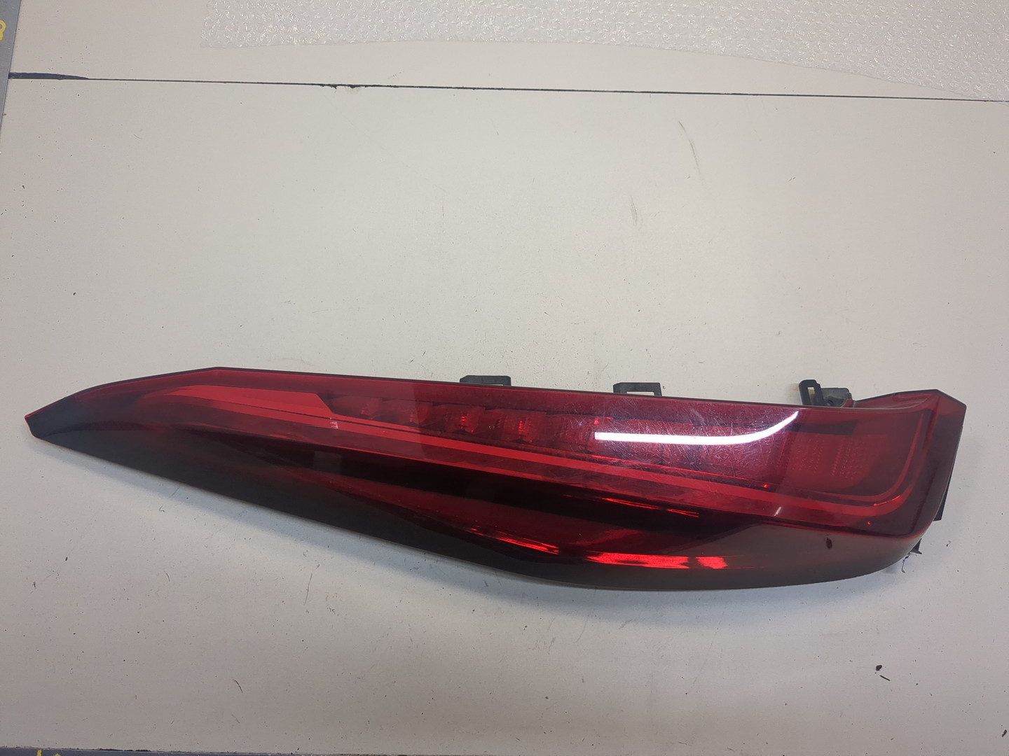 Фонарь задний левый