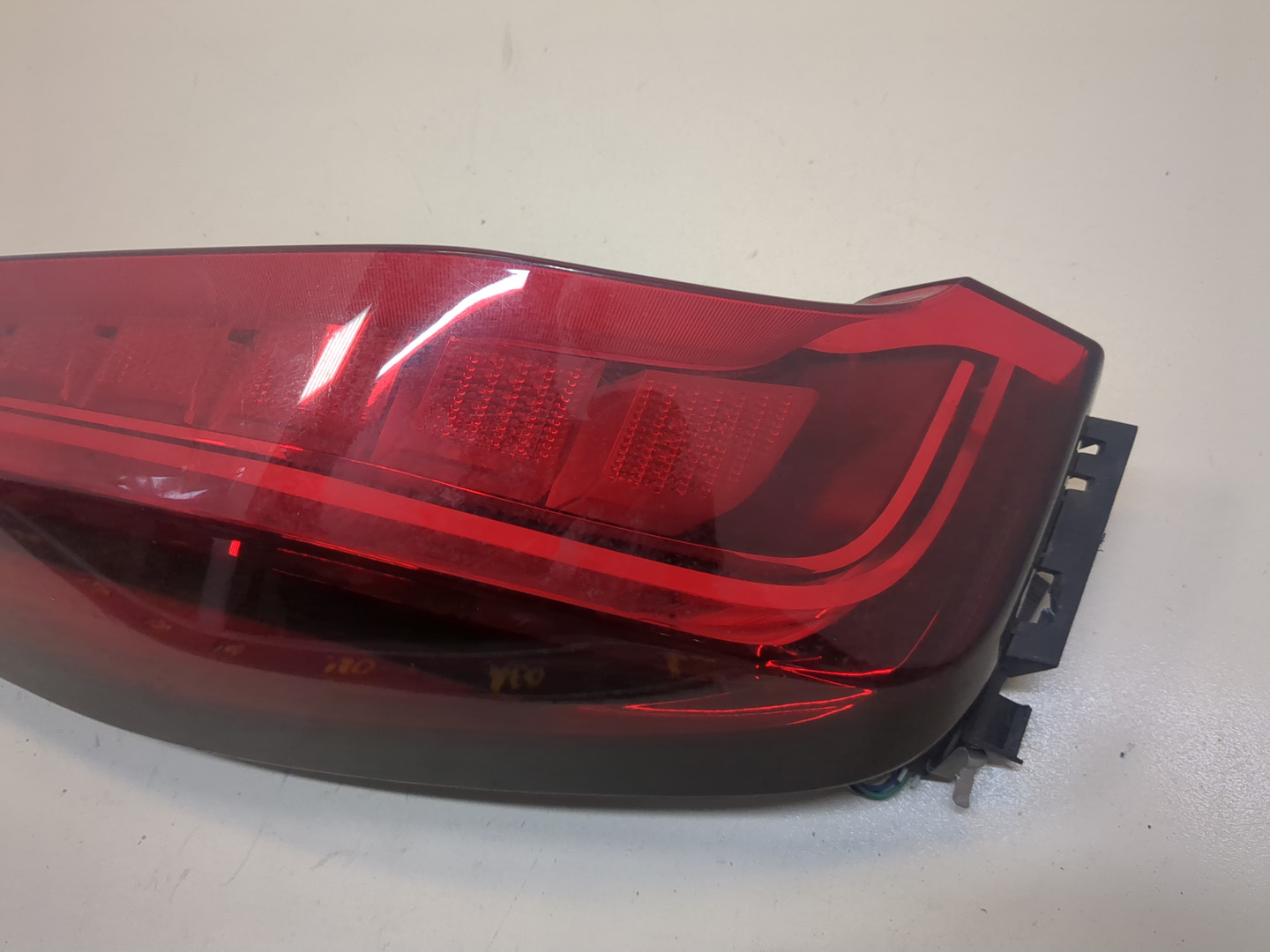 Фонарь задний левый