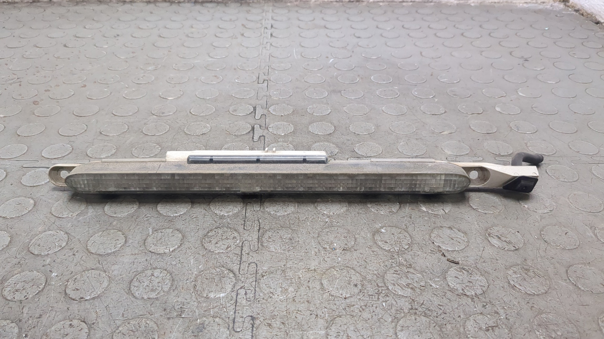 Фонарь задний (стоп сигнал)