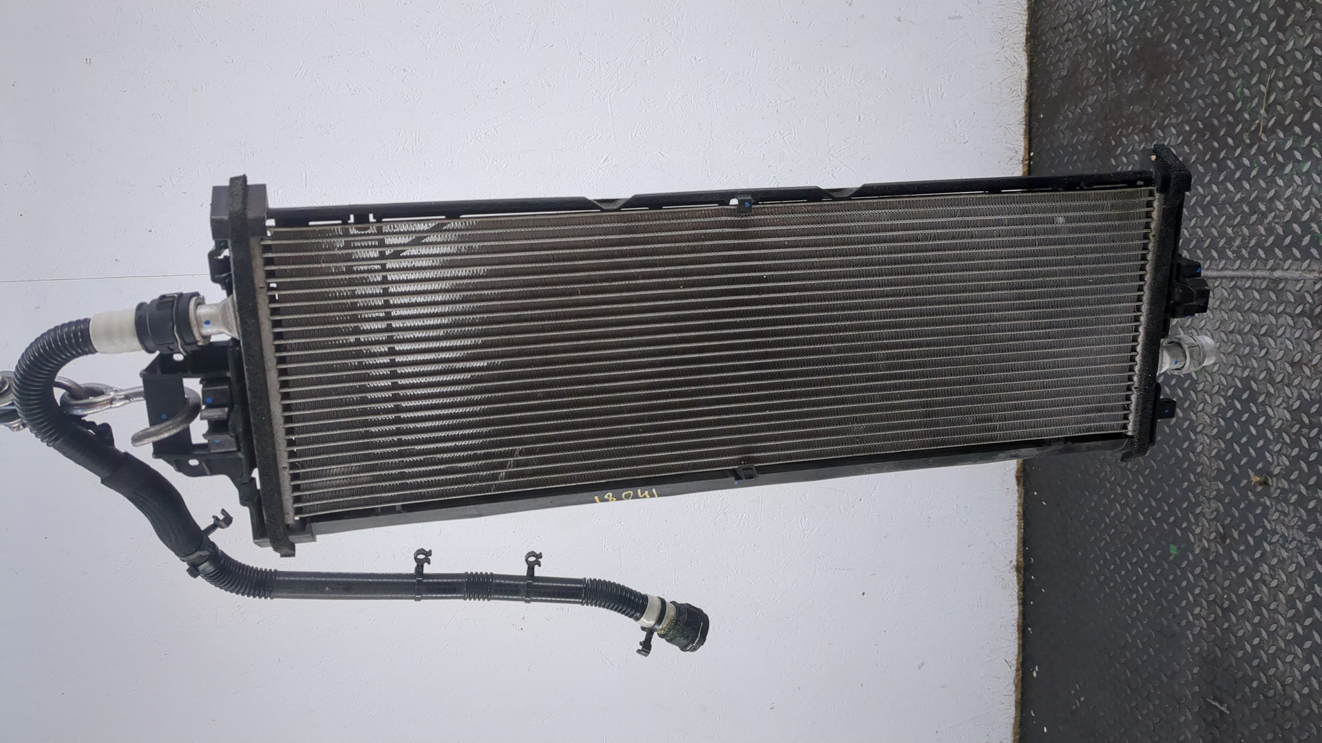 Радиатор охлаждения двигателя основной