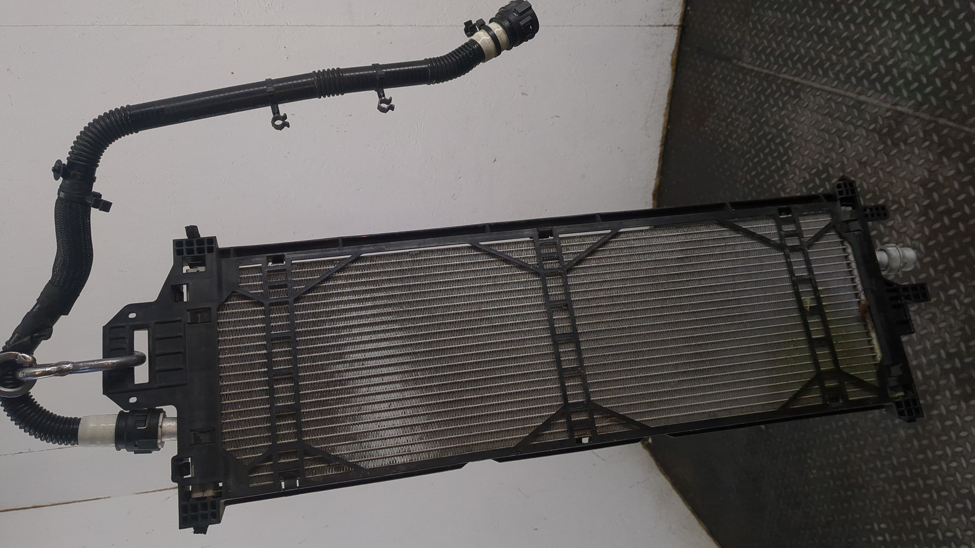 Радиатор охлаждения двигателя основной