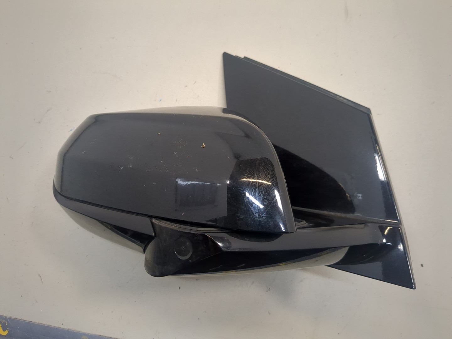 Зеркало правое электрическое