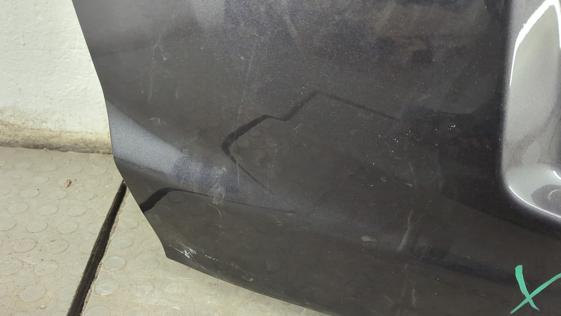 Дверь багажника