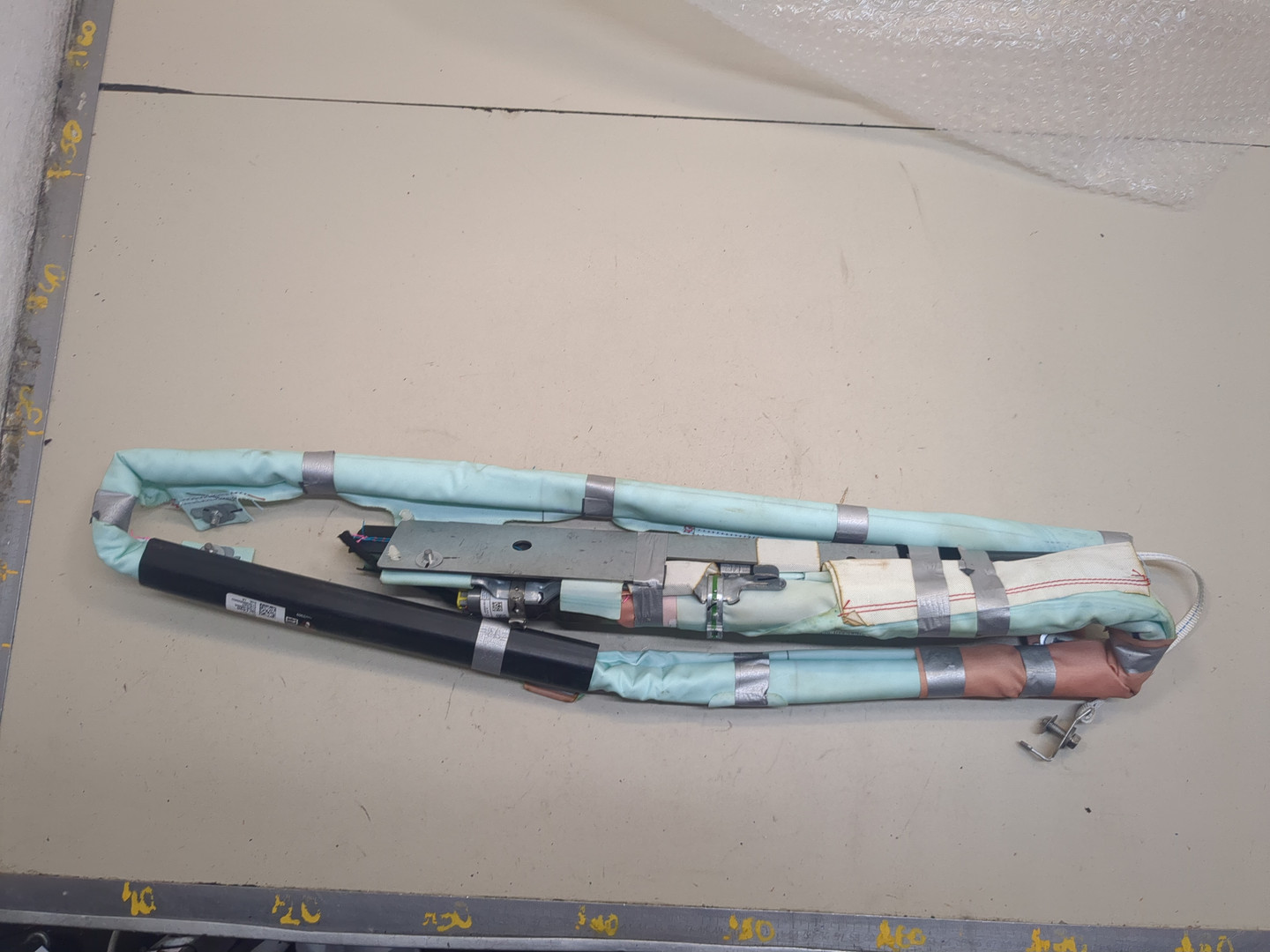 Подушка безопасности боковая (шторка)