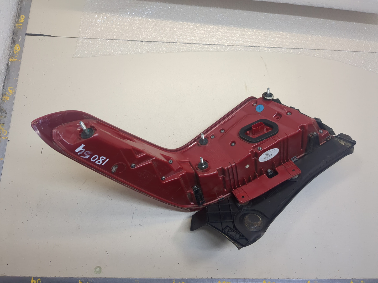 Фонарь задний левый