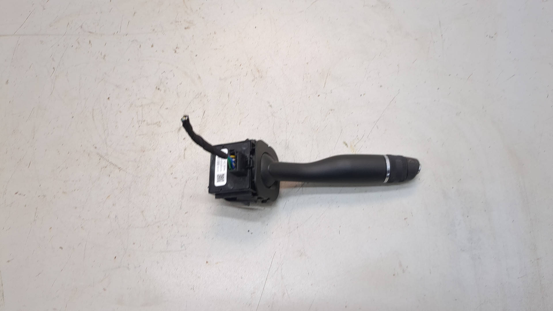 Переключатель поворотов подрулевой