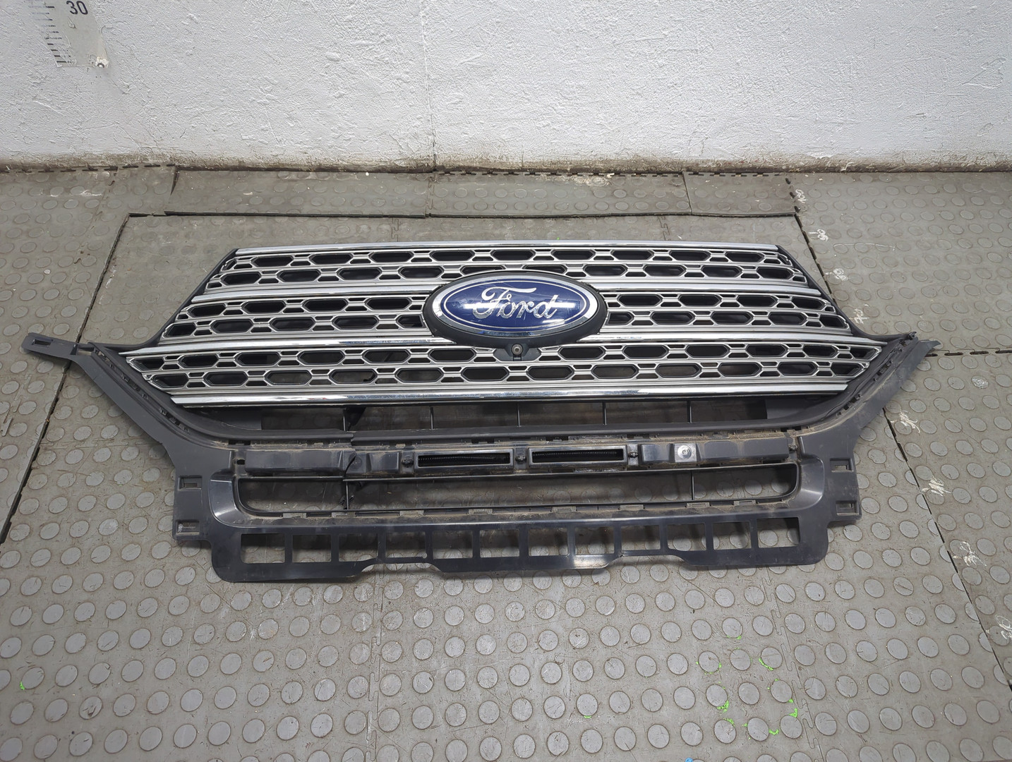 Решетка радиатора