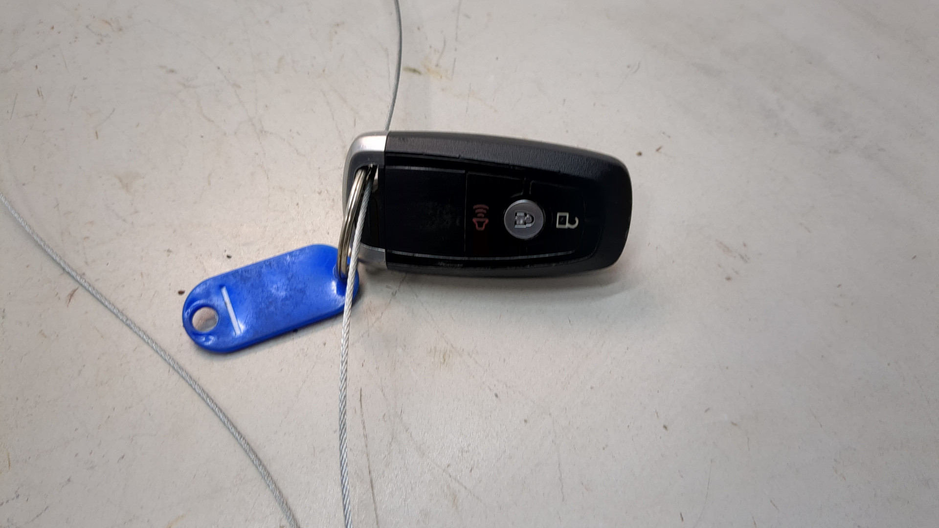 Ключ зажигания