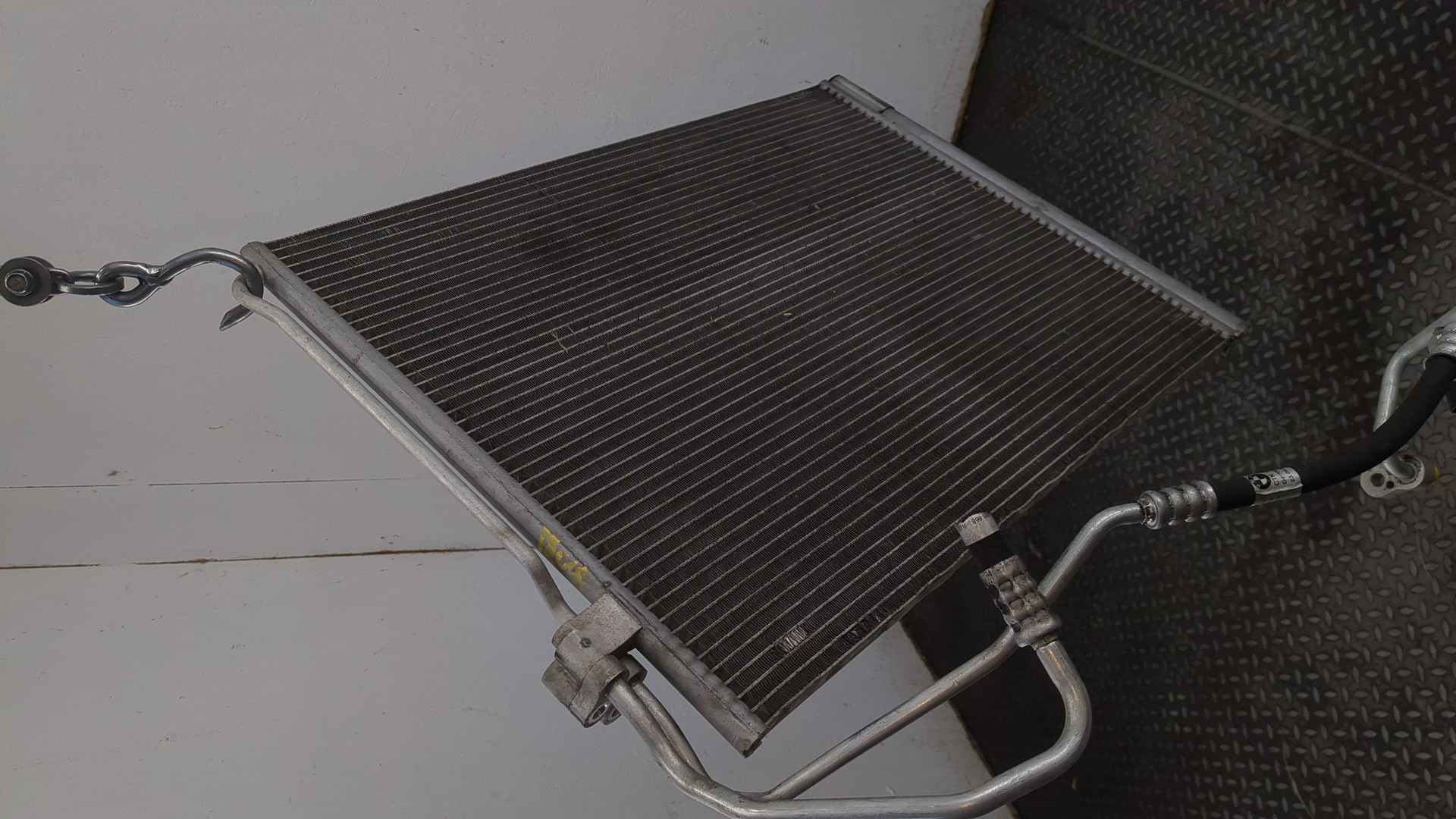 Радиатор кондиционера / конденсер