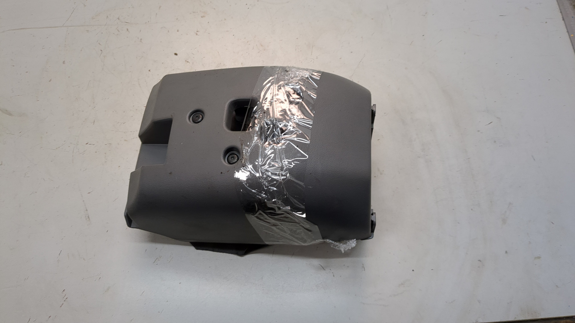 Кожух рулевой колонки