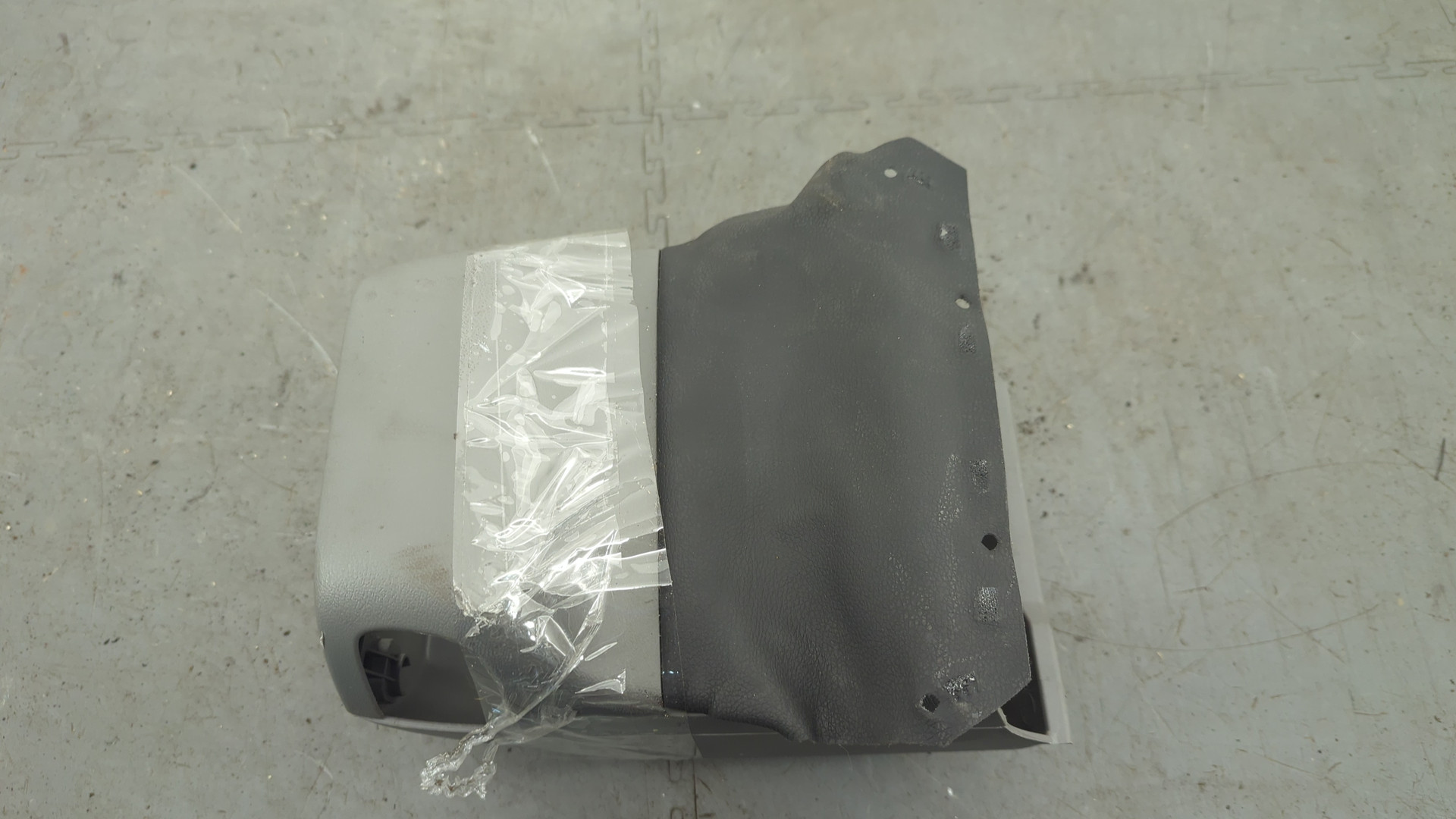 Кожух рулевой колонки