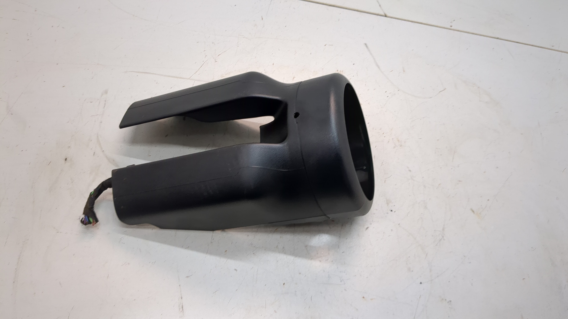 Кожух рулевой колонки