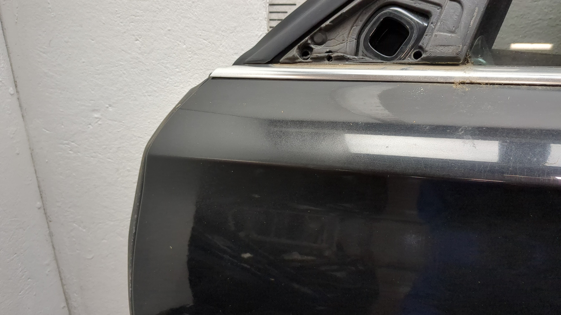 Дверь передняя левая