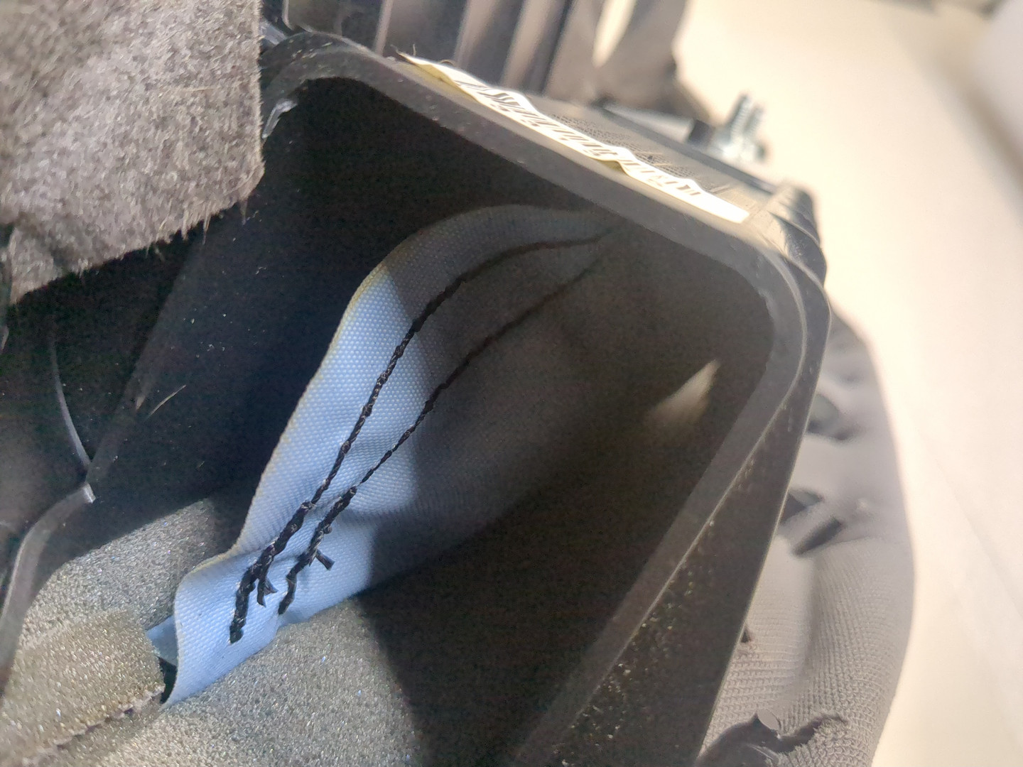 Подушка безопасности боковая (в сиденье)