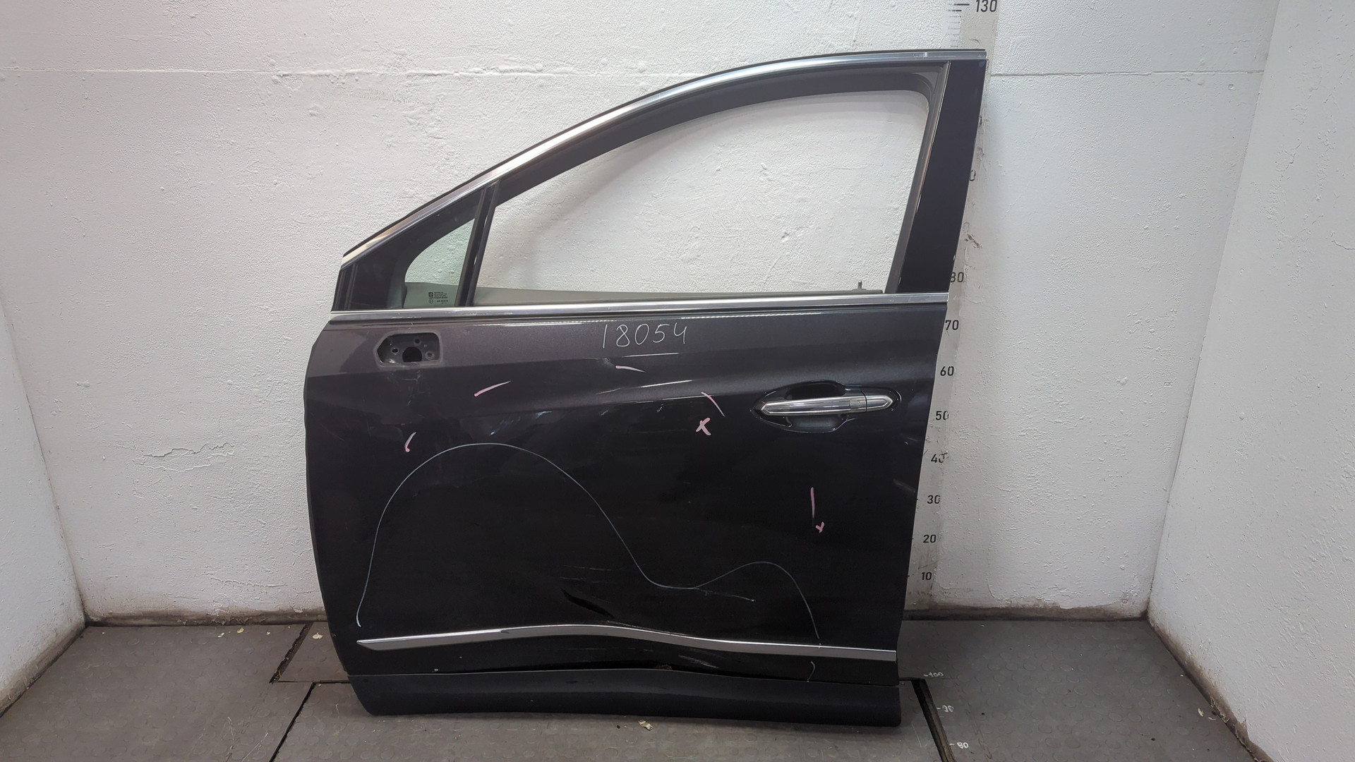 Дверь передняя левая
