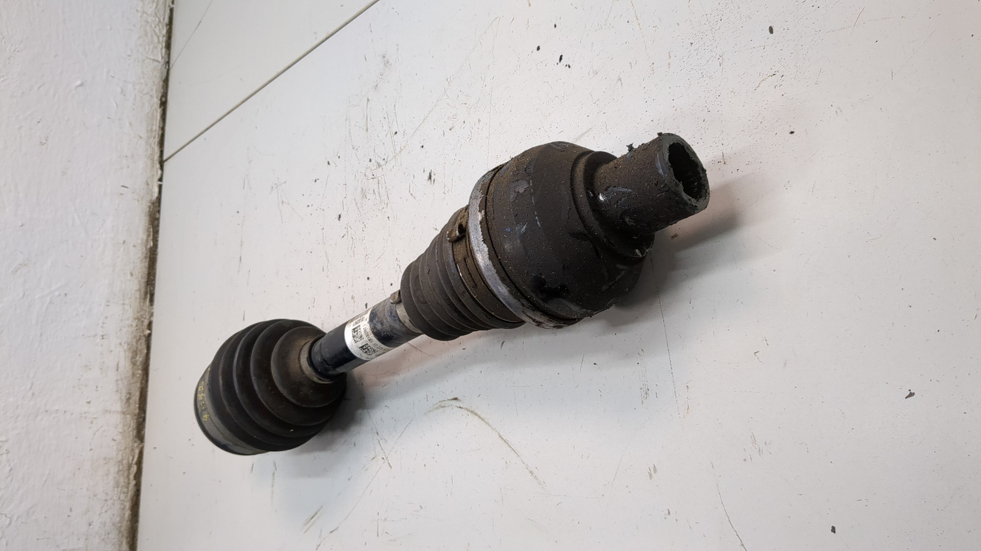 Полуось передняя правая