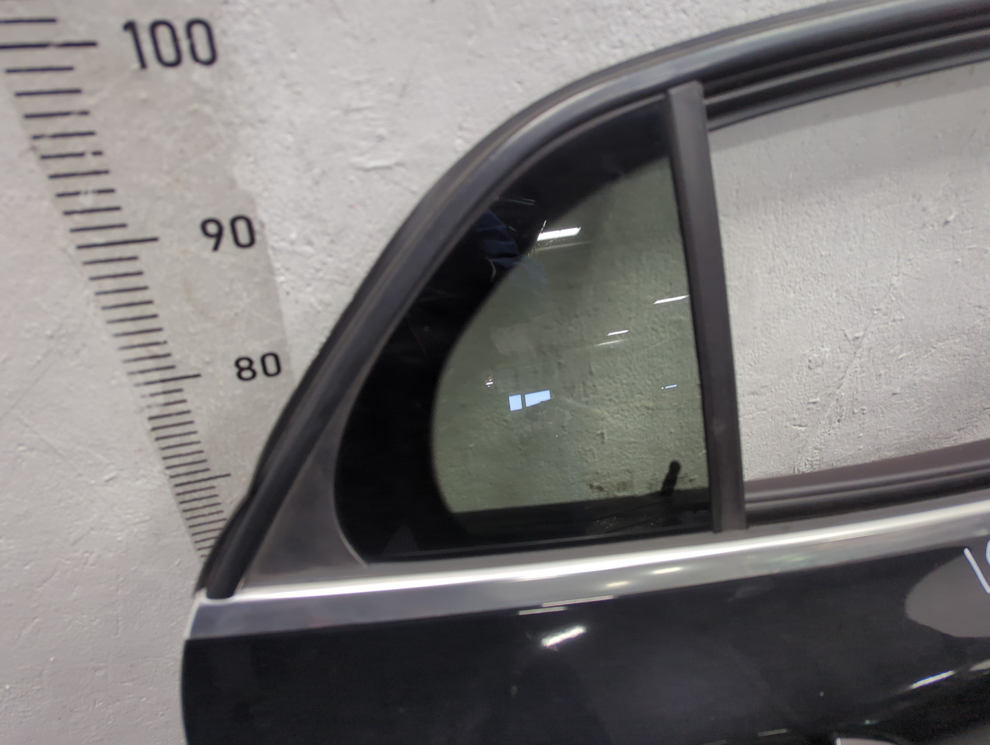 Дверь задняя правая