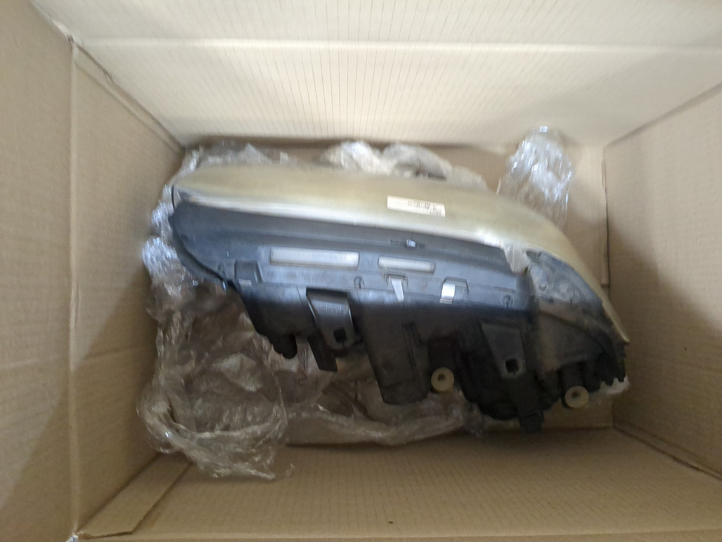 Фара правая