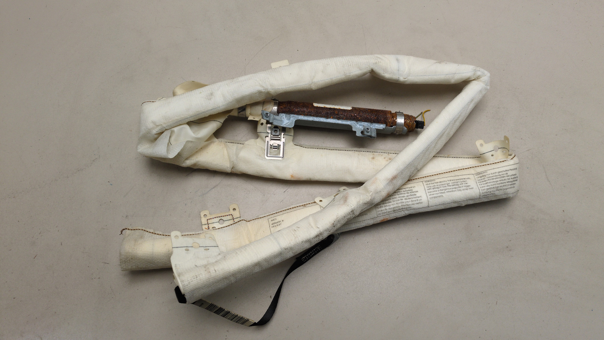 Подушка безопасности боковая (шторка)