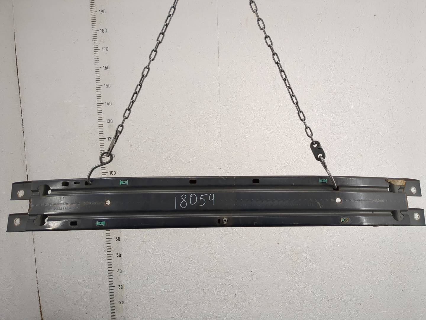 Усилитель переднего бампера