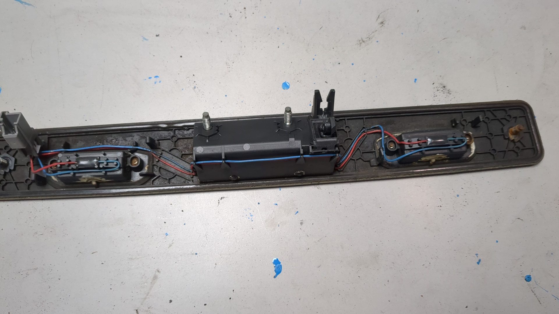 Фонарь подсветки номера