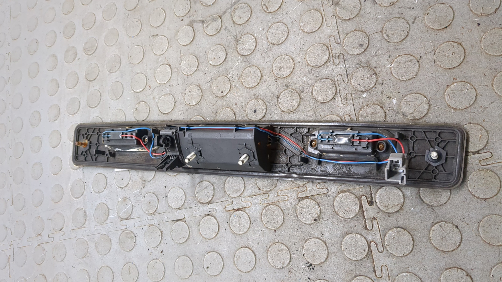 Фонарь подсветки номера