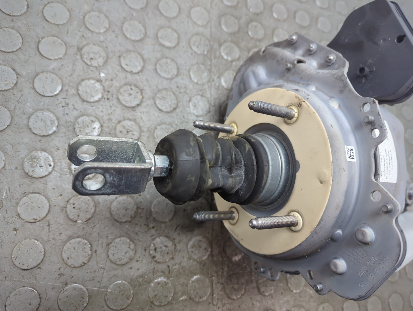 Цилиндр тормозной главный