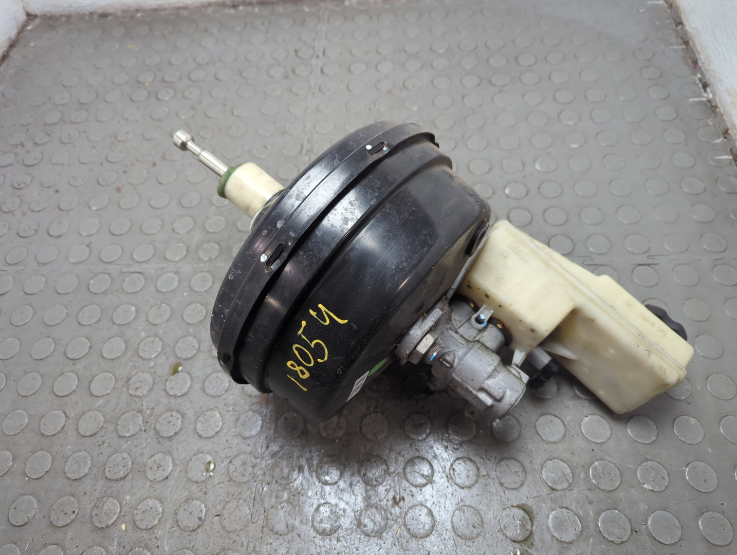 Цилиндр тормозной главный