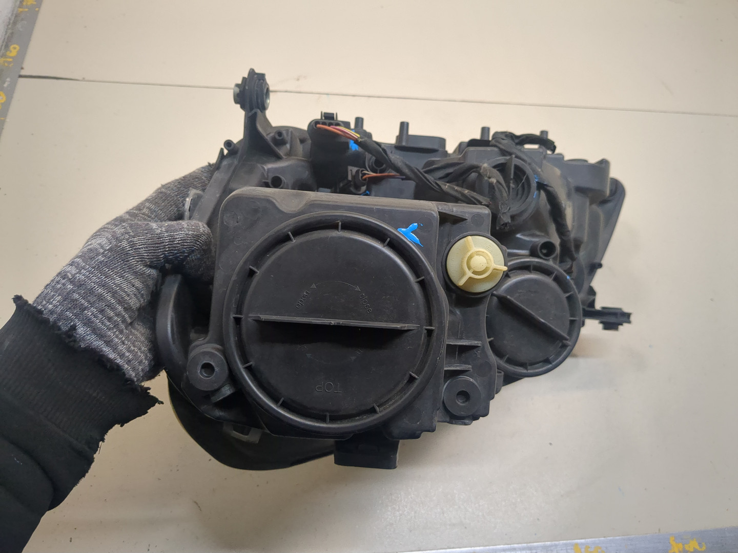 Фара правая