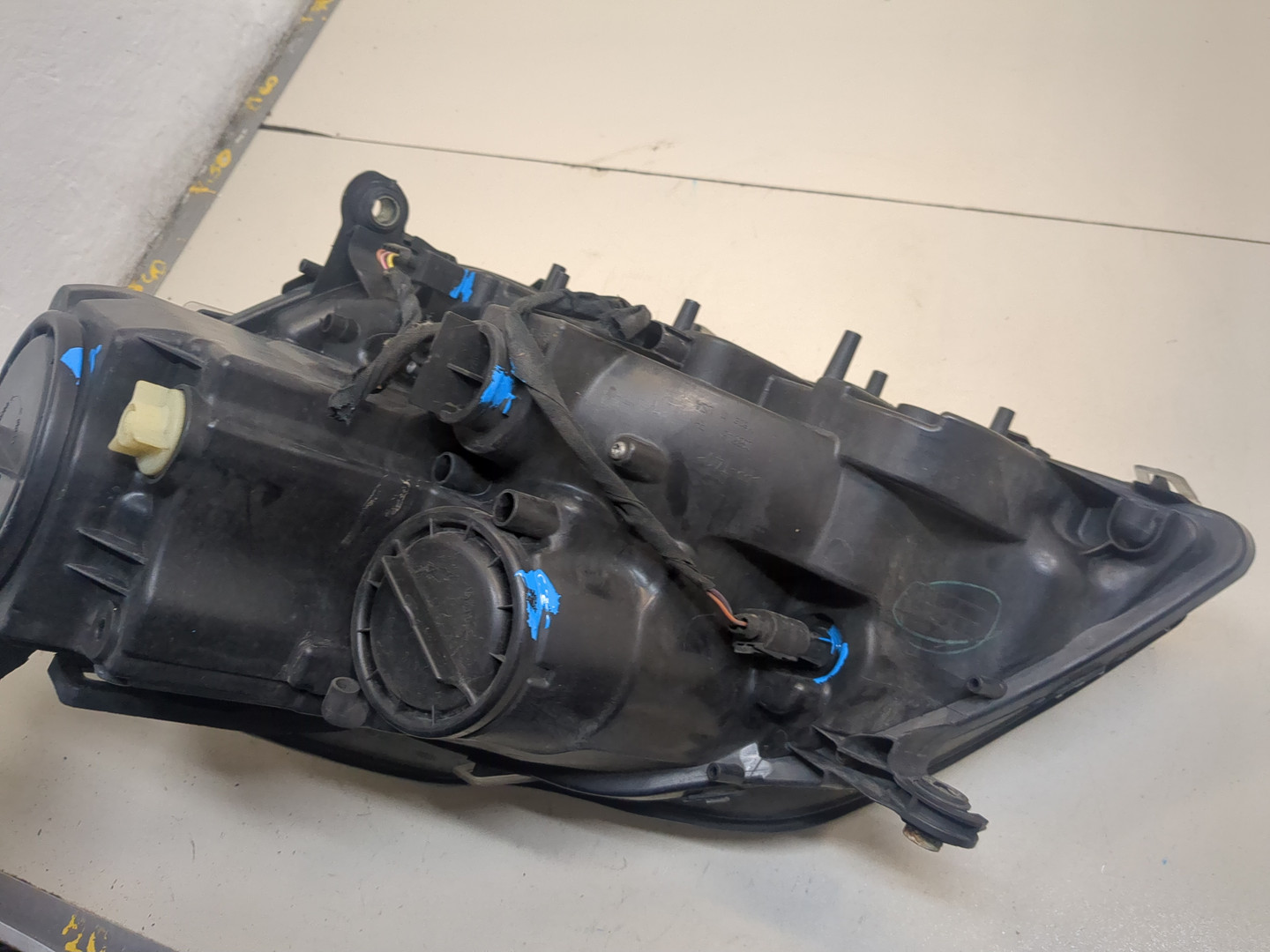 Фара правая