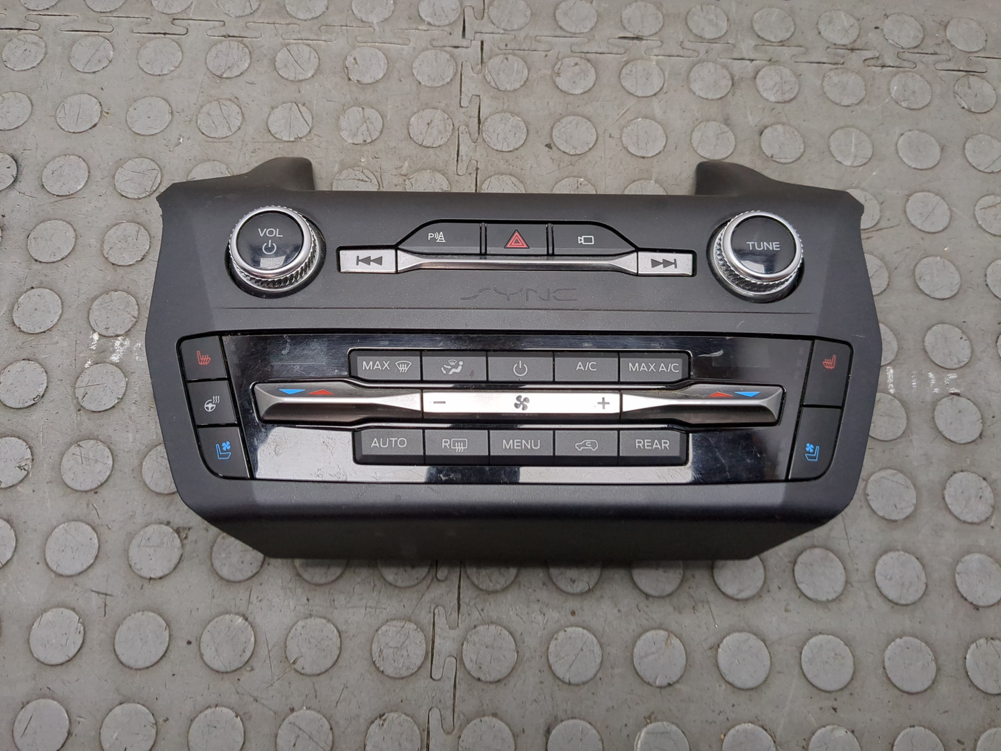 Переключатель отопителя