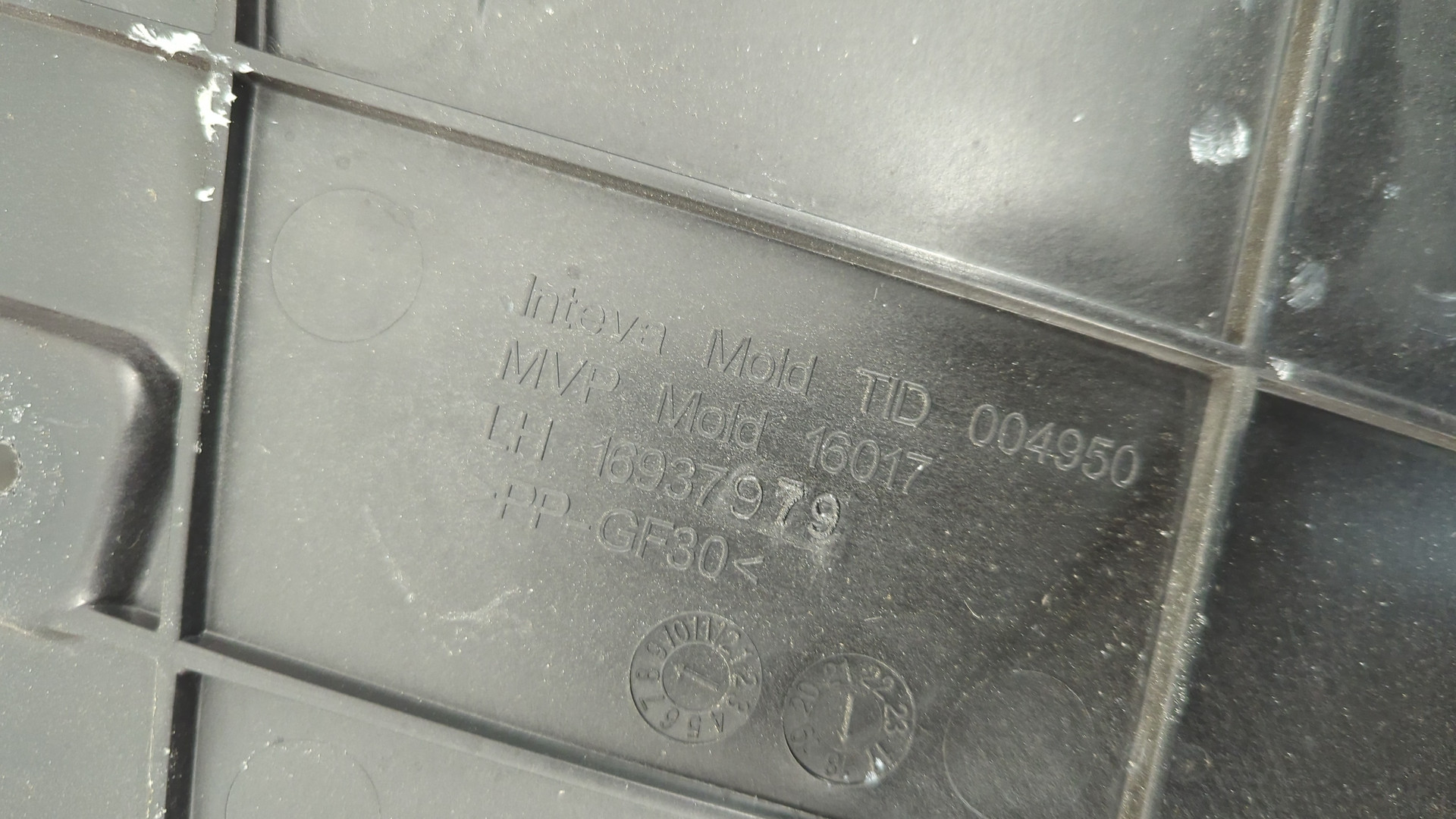 Стеклоподъемник электр. задний левый