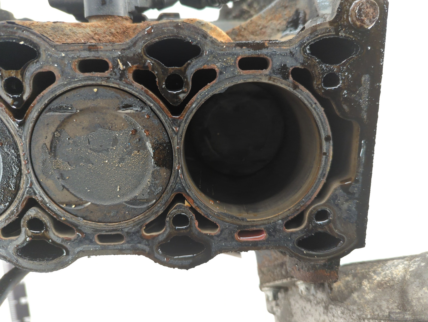 Блок двигателя