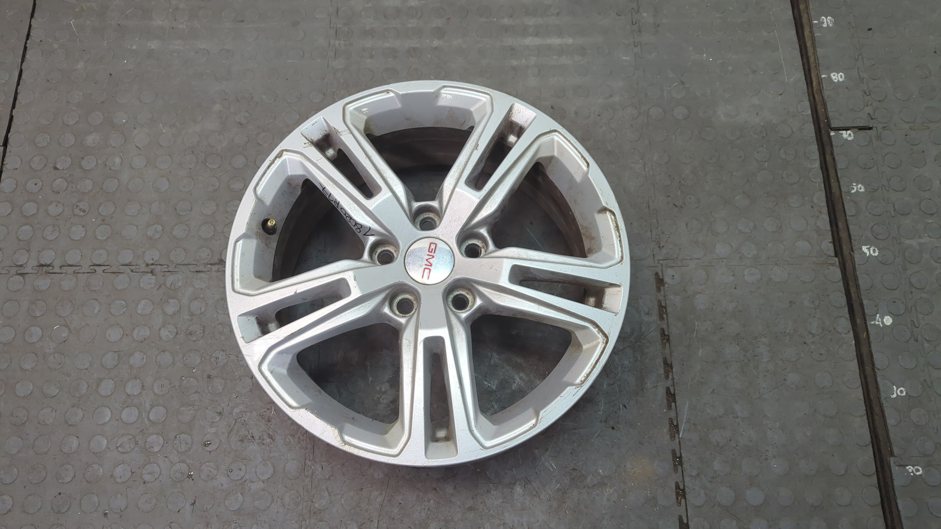 Диск колесный литой легкий сплав