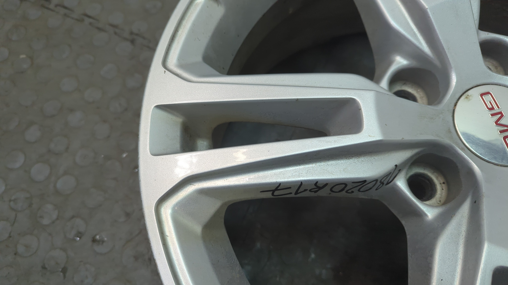 Диск колесный литой легкий сплав