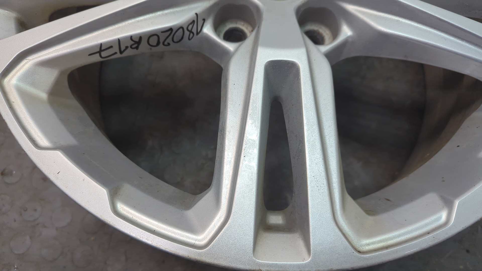 Диск колесный литой легкий сплав