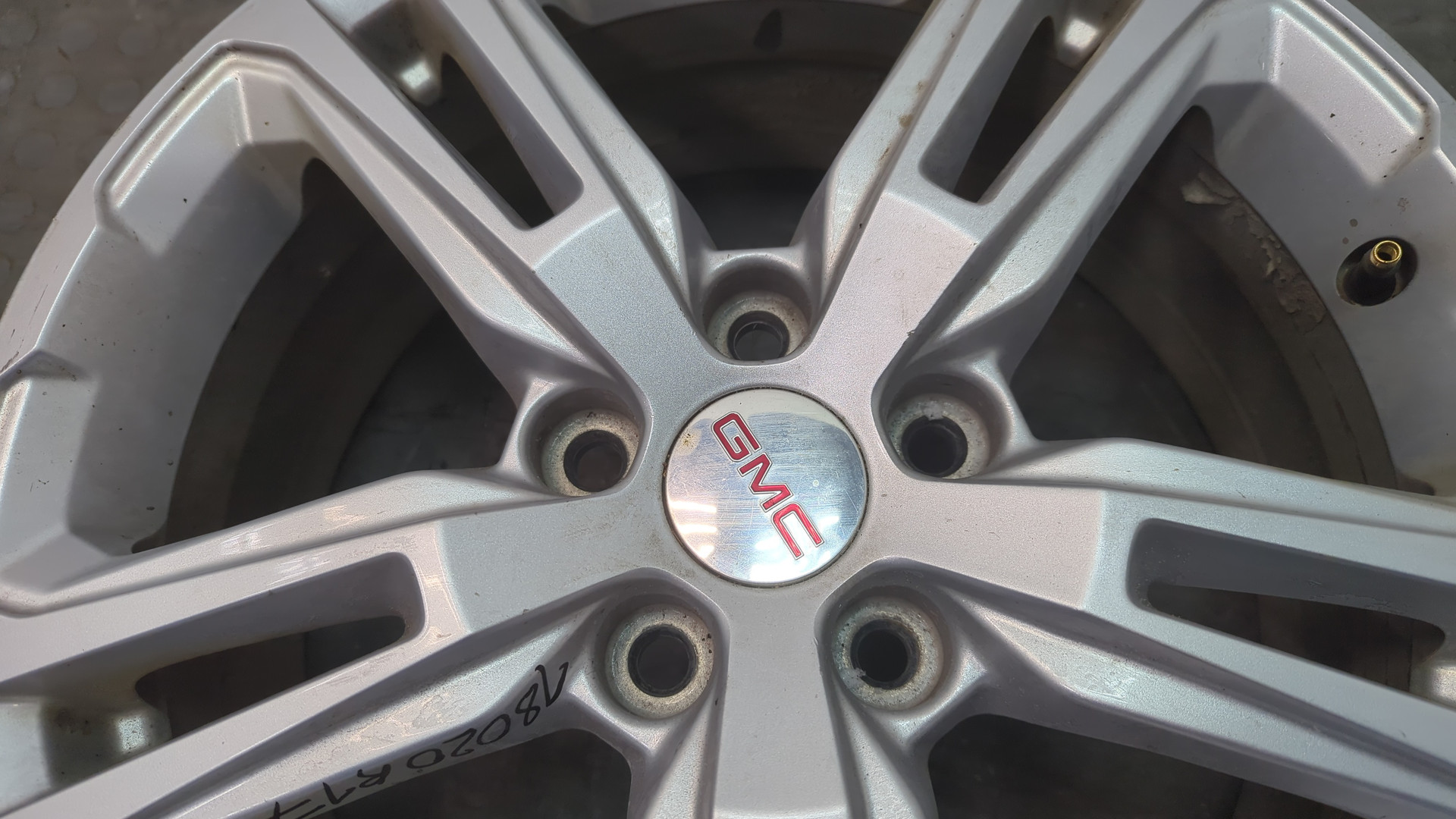 Диск колесный литой легкий сплав