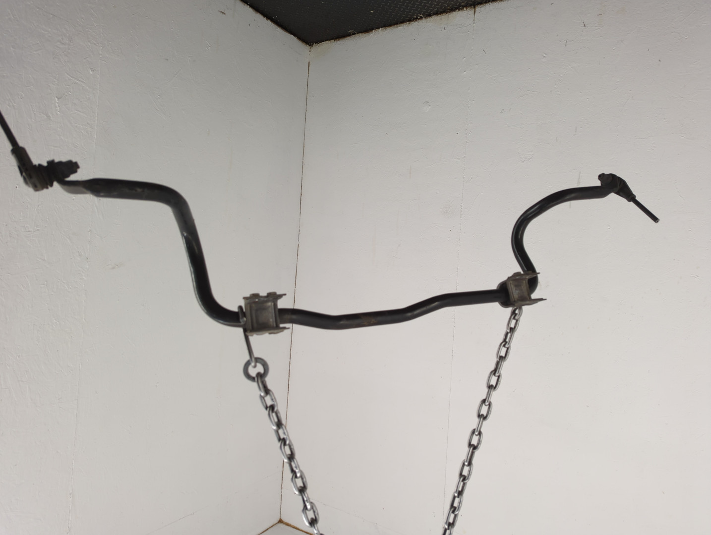 Стабилизатор передний